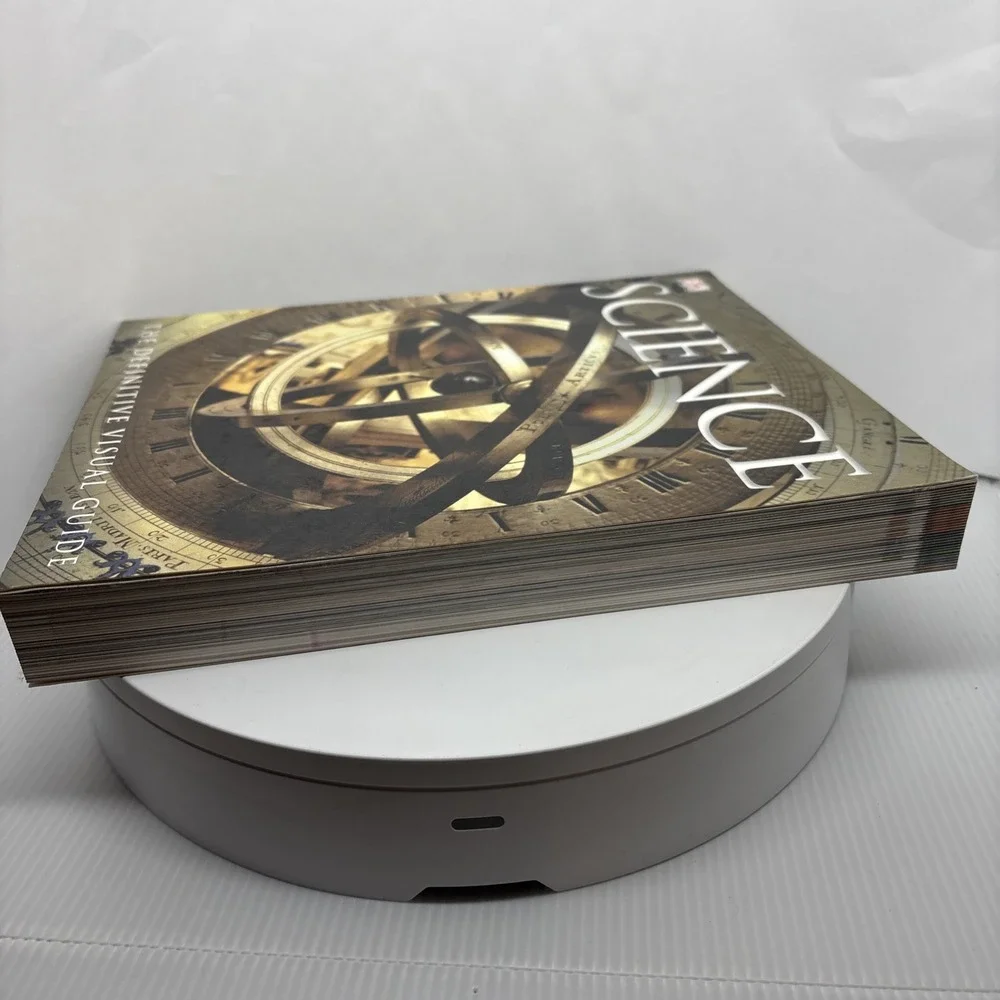 SCIENCE: THE DEFINITIVE VISUAL GUIDE By Robert Dinwiddie & Giles Sparrow **NEW**